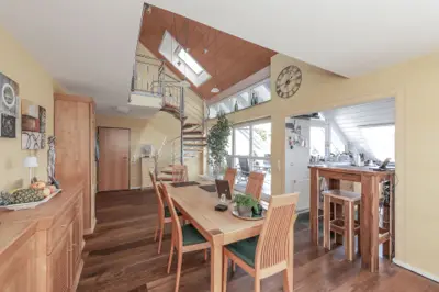 TRAUMHAFTE MAISONETTE WOHNUNG IN AALEN-UNTERROMBACH