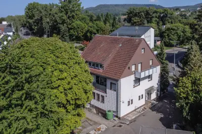 WOHNEN UND GEWERBE VEREINT – VOLLVERMIETETES ANLAGEOBJEKT MIT GROSSEM GRUNDSTÜCK