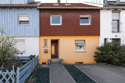 REIHENMITTELHAUS AM GALGENBERG